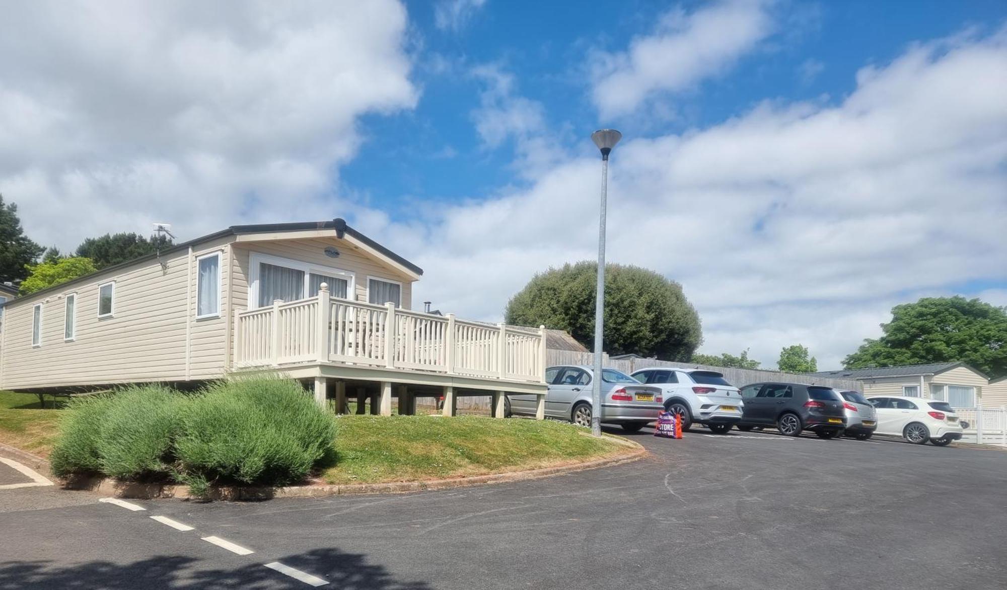 Static Caravan To Hire , Hoburne Devon Bay Hotel Goodrington Exterior photo