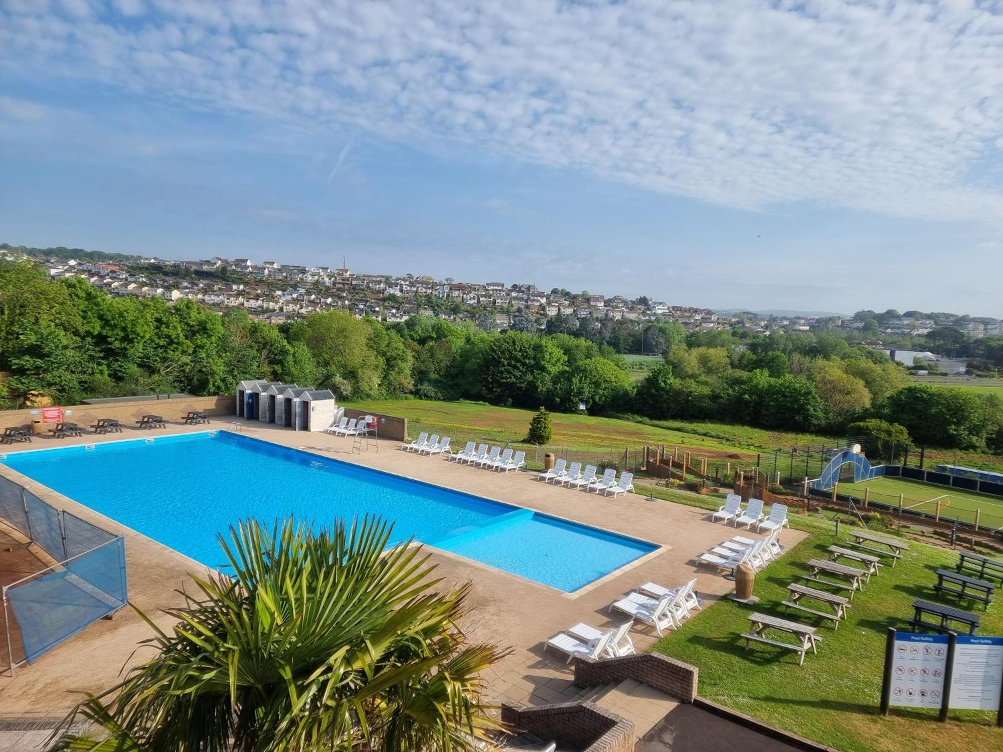 Static Caravan To Hire , Hoburne Devon Bay Hotel Goodrington Exterior photo